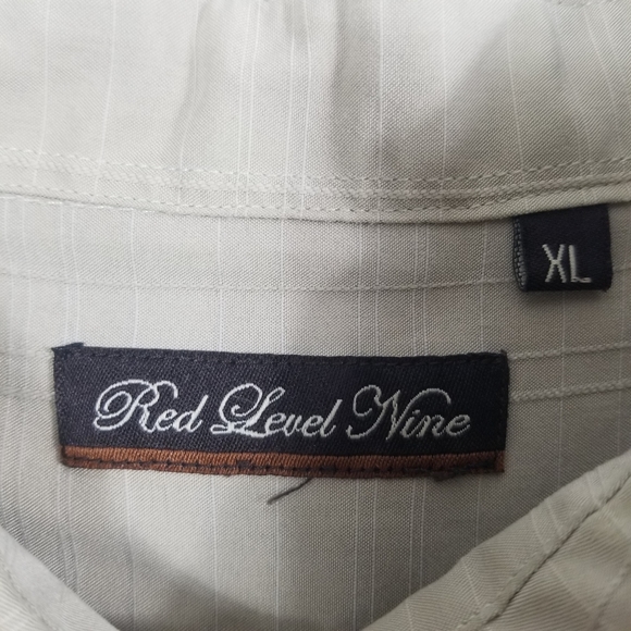 Red Level Nine size XL - Picture 2 of 10